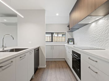 Stylish New Home – Ready Now!