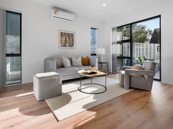 Bayside Bliss – Space, Style & Superb Location