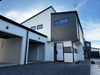 Close to Completion - Brand New 2 & 3 Bed Homes