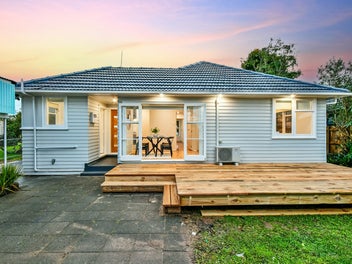 FULLY RENOVATED - 3 BEDROOM + 3 UTILITY ROOM!