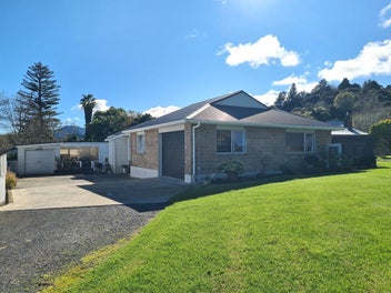 Image 1 of 24
