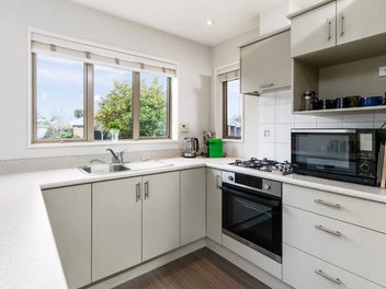Effortless Living, Exceptional Location