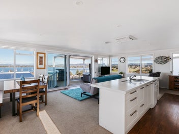 Sun, space, and sea views on Coppelia