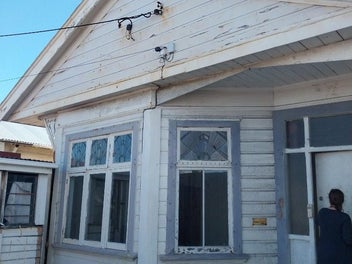 Image 1 of 4