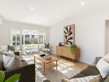 Renovated 3 Bdrm Beauty in Prime Papakura!