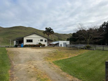 Image 1 of 33