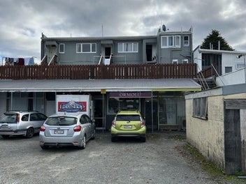 Image 1 of 8