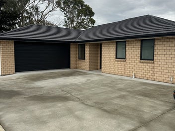 Image 1 of 10