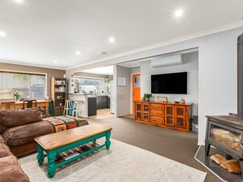 Family Haven + Home & Income!!