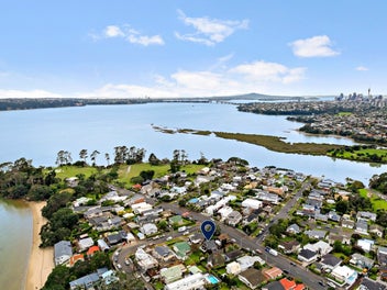 Beachside living, city convenience