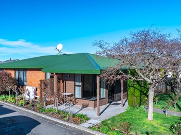 Home Sweet Home - Easy Living in a Prime Location