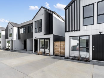 Enjoy Your First Year Mortgage Interest-Free