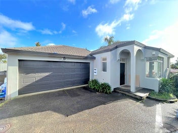 Image 1 of 18