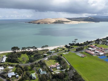 Contemporary Coastal Living - Views & Versatility