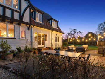 Character, Comfort, and a Touch of Country