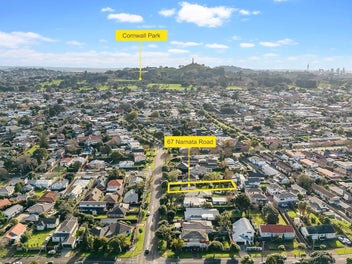 Prime One Tree Hill-811sqm Development Opportunity