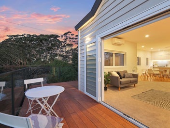 Fully Renovated, Dual Rangitoto and Westlake Zone