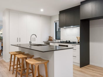 This family home is waiting for you!