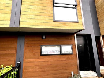 *HOT PRICE* HOT HOME! (Fully Furnished)