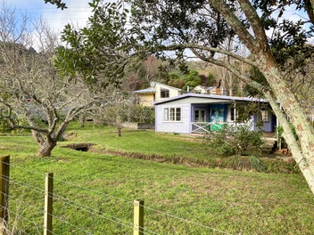 Image 1 of 20