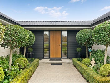 Cashmere Oaks Beauty