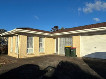 Image 1 of 7