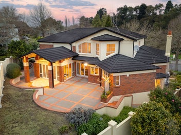 Malcolm Street Manor
