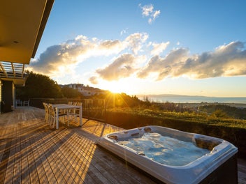 Executive Living, Privacy and Sea Views