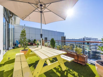 Absolute Icon + Resort Style Facilities