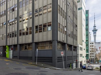 RED CONE HOSTEL ZONE - PROCEED WITH CAUTION