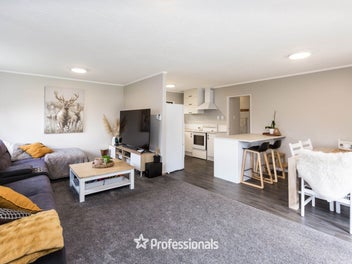 FRESHLY RENOVATED AND READY TO IMPRESS!