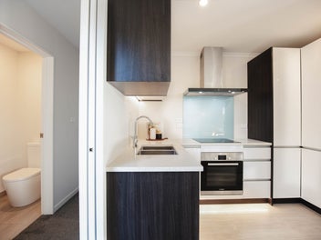 Urgent Sale - City Lifestyle Bargin Buy !