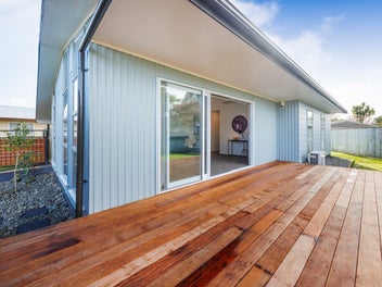 You Deserve It - Modern & Move In Ready
