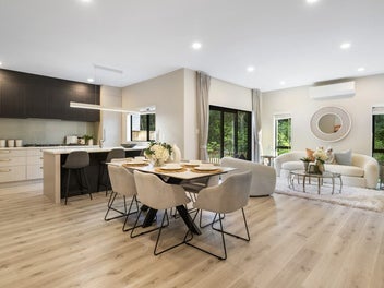 Legal Home & Income with Bush Views in Orewa
