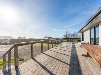 Hampden Near New Sea-side Retreat