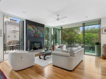 Cornerstone of Coastal Elegance