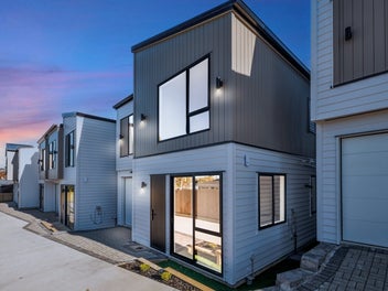 Act Fast - High-Spec Homes in Central Howick!