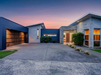 Bold Design, Intelligent Layout, Premium Character