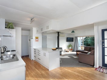 SUPER TIDY FIRST HOME OR INVESTMENT OPPORTUNITY