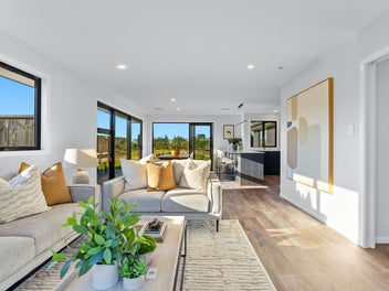BRAND NEW HIGH SPEC LIVING IN PAERATA RISE!
