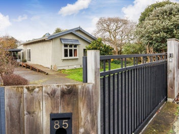 UNLOCK THE POTENTIAL - YOUR PERFECT FAMILY HOME