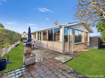 Well-Sized & Well-Priced in Weston