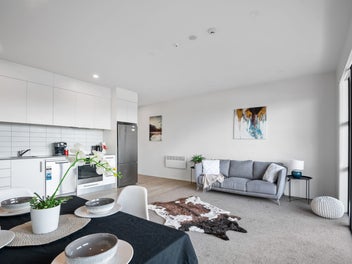 Second-Level Sophistication with a View to Match