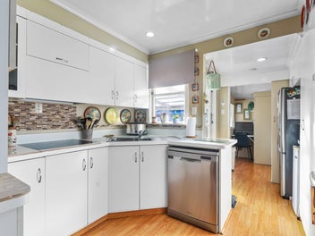 Summer-Ready Family Home