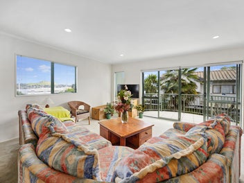 Mid-Late $500k Buyers - Check this out!