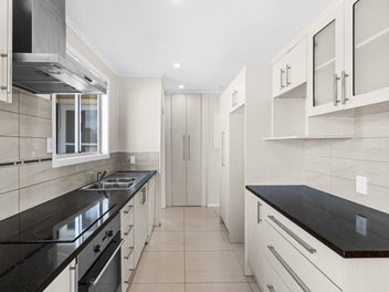 Affordable, low-maintenance & move in ready