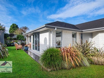 Lovely + Private - Enquiry Over $795,000.
