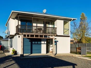 Price Reduced - Present all Offers!
