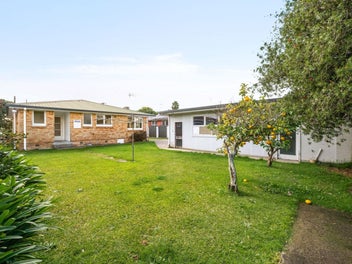 Prime Queenwood Potential