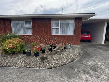 Image 1 of 25